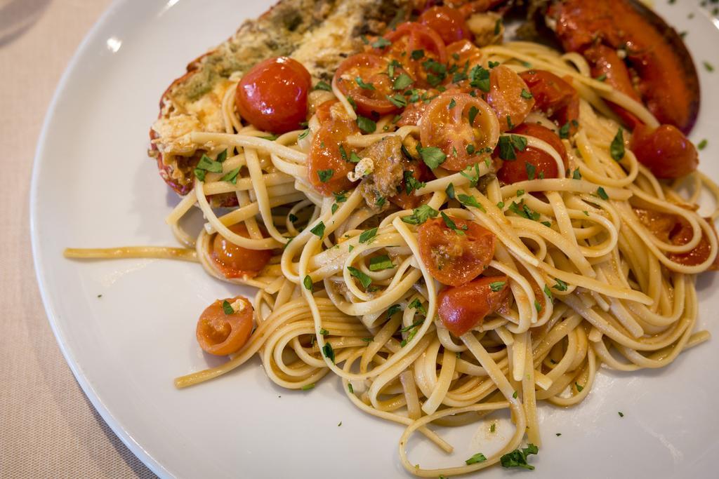 Hotel Ristorante Cigno Latisana Kültér fotó